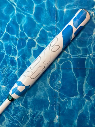 2023 DeMarini CF Composite Bat (-11) Composite 21 oz 32" (Used)