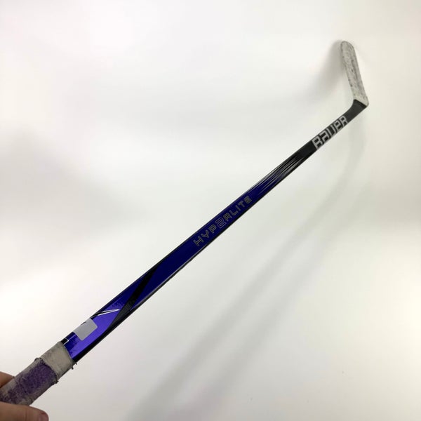 Used Left Purple Bauer Vapor Hyperlite 2 | 70 Flex PM9 Curve Grip | A474