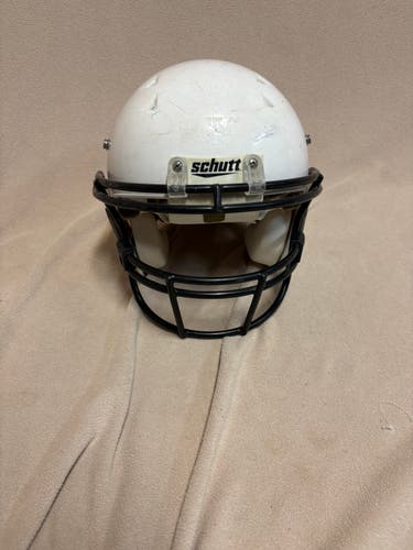 Youth Medium Schutt Dna youth Helmet (Used)