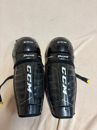 Senior CCM Tacks 9550 13" Shin Pads (Used)