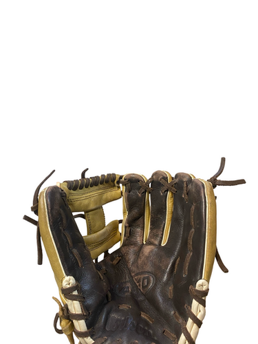 Used Wilson A550 BB/SB Glove RH Throw Brown 11 1/2" 11706-S000371758