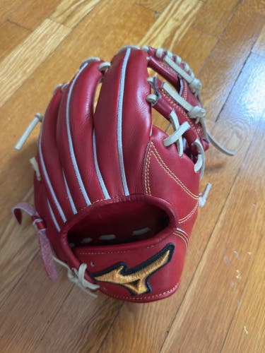 Mizuno Pro Classic RH Infield Baseball Glove 11.5 “Made in Haga Japan”