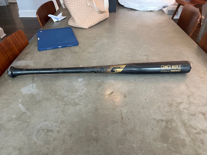 Marucci Bat (-5) 26 oz 31" (Used)