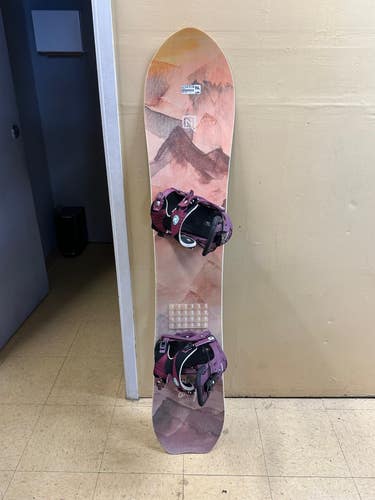 Unisex Nitro DROP Snowboard With Bindings Freeride Soft Flex Directional 146 cm (Used twice)