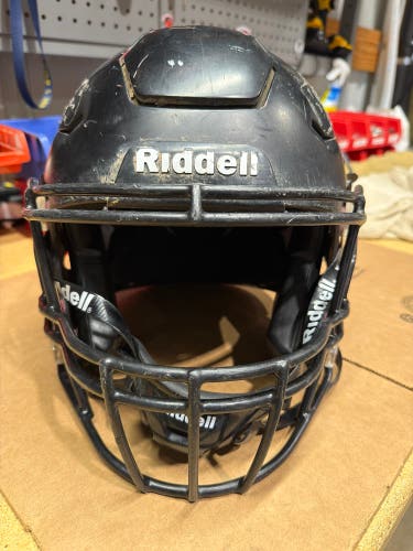 USED RIDDELL FLEX ADULT HELMET - MEDIUM - FLAT BLACK