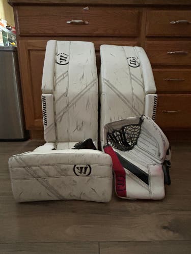 30" Warrior Ritual G5 Regular Goalie Full Set (Used)