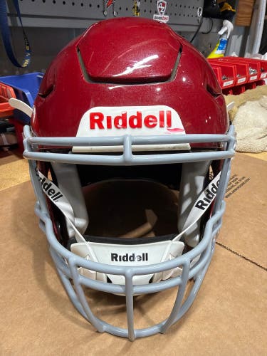 USED RIDDELL FLEX ADULT HELMET - MEDIUM - PEARL CARDINAL