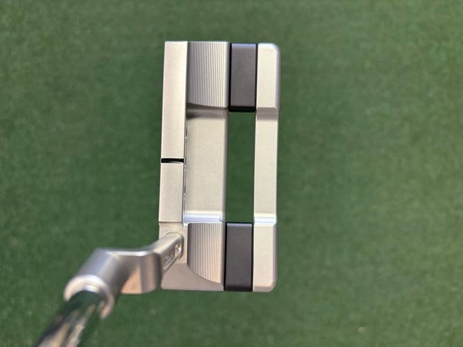 New 2026 Scotty Cameron Studio Style Squareback 35