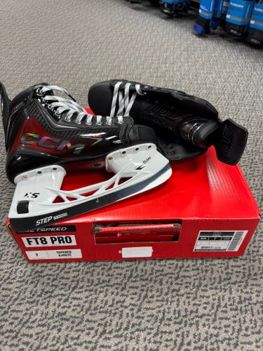 CCM JetSpeed FT8 Pro Hockey Skates 7 (New)