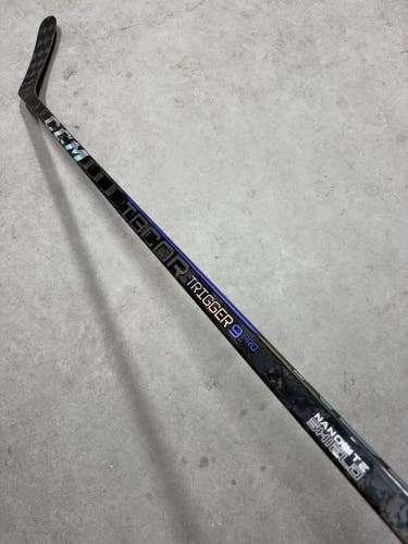65 Flex P88 Senior CCM Trigger 9 Pro Left Hand Hockey Stick Pro Stock (Used)