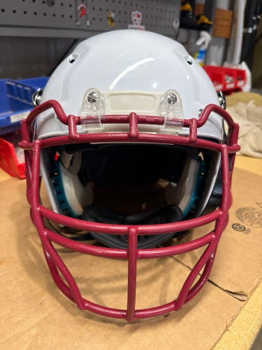 USED SCHUTT VENGEANCE PRO - MEDIUM - WHITE
