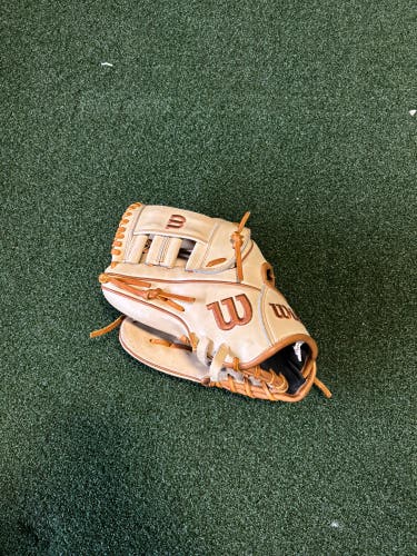 Wilson A2000 LH Baseball Glove 11" (Used)