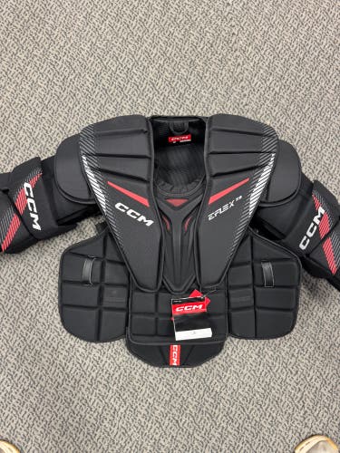 Large CCM Extreme Flex Shield 7.9 Goalie Chest Protector (New)