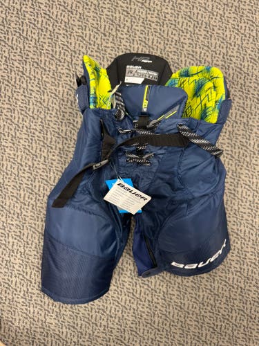 Junior Navy  Medium Bauer HP Perf Hockey Pants (New)