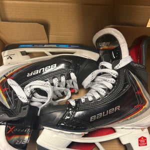 2025 Bauer Vapor Flypro Hockey Skates 7.5 (New)