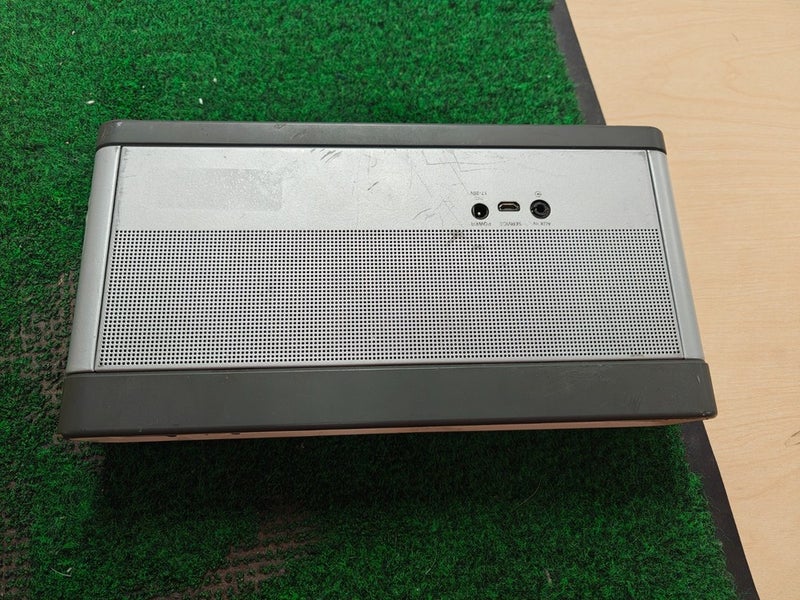 Bose Soundlink III Bluetooth Speaker - Silver