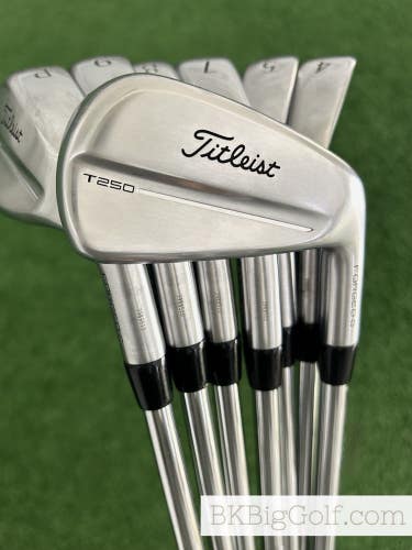 Titleist T250 25 Forged Iron Set 4-P / Project X 110 6.0 Stiff