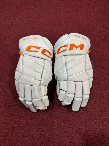 Lehigh Vallet phantoms CCM HGPJSPP Gloves 14" Pro Stock item#LHWO99