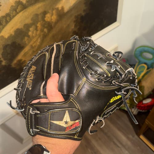 All Star Pro Elite CM3000 RH Catcher's Baseball Glove 32" (Used)
