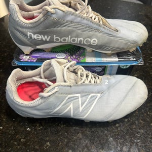 Men's Size M 10.0 (W 11.0) Adult New Balance Cleats (Used)