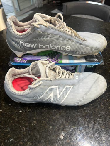 Men's Size M 10.0 (W 11.0) Adult New Balance Cleats (Used)