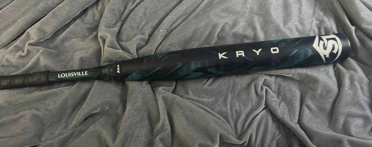 Louisville Slugger Bat (-10) 33" (Used)