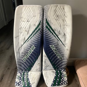 XL Bauer Vapor 2X Pro Goalie Leg Pads Pro Stock (Used)