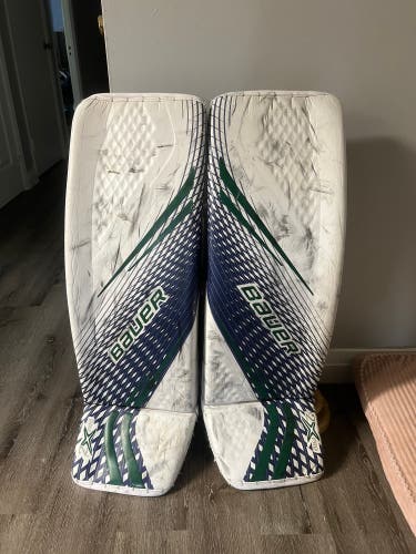 XL Bauer Vapor 2X Pro Goalie Leg Pads Pro Stock (Used)