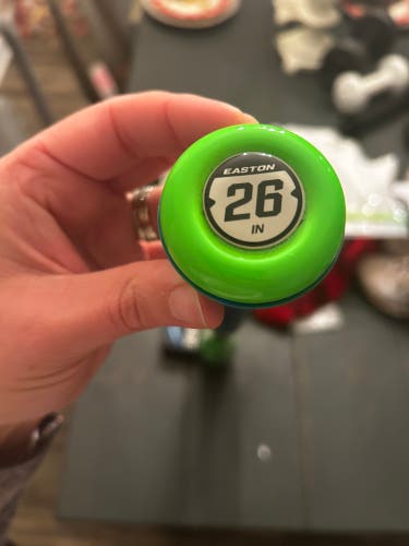 2022 Easton Typhoon Alloy USABat Certified Bat (-12) 14 oz 26" (Used)