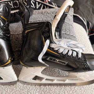 Bauer Supreme 2S Hockey Skates Regular Width 8 (New)
