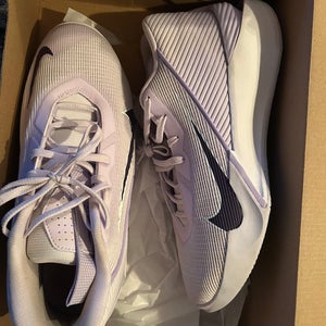 Men's Size M 8.0 (W 9.0) Nike Shoes (Used)