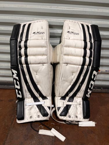 32" CCM Extreme Flex 400 Goalie Leg Pads (Used)
