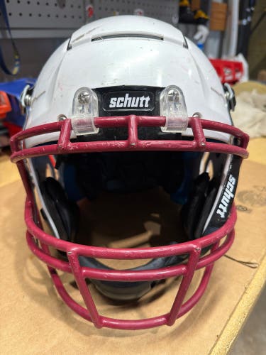 USED SCHUTT F7 VTD - LARGE - WHITE