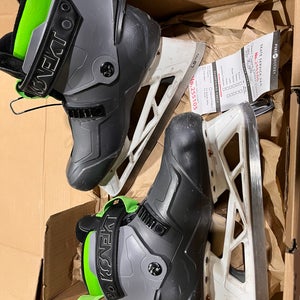 Bauer Konekt Hockey Goalie Skates 6 (Used)