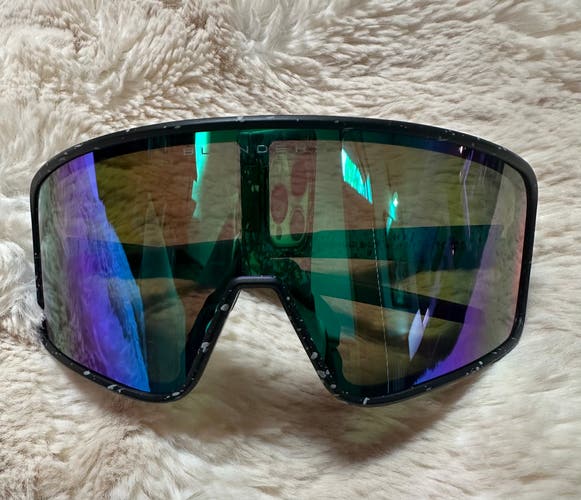 Blenders Medium Sunglasses (Used)