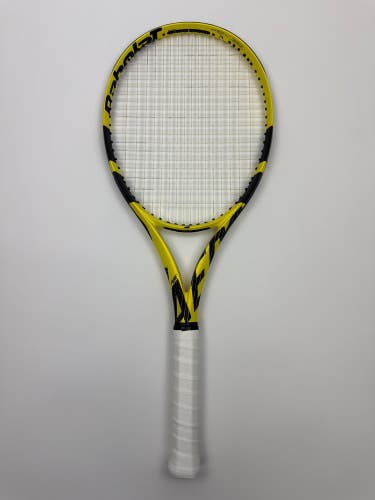 Babolat Pure Aero 2019, 4 1/4 Very Good Condition