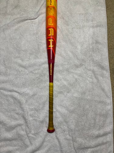 2025 Easton Hype Fire Composite USSSA Certified Bat (-5) 26 oz 31" (Used)