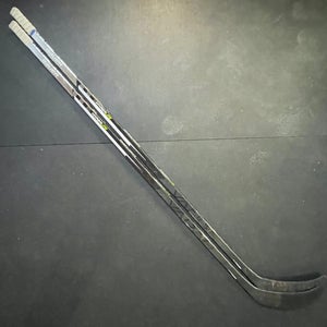 2 Pack - Senior Bauer Vapor Hyperlite (actual BGP2B) Right Matt Roy P92M 87 Flex Pro Stock (Used)