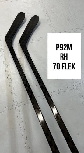 Senior(2x)Right P92M 70 Flex ProBlackStock™ Unbranded Blackouts Pro Stock Hockey Sticks