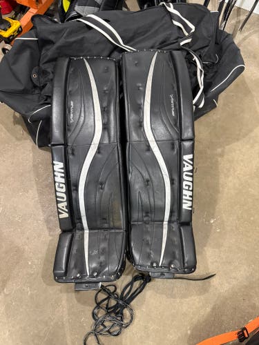 36" Vaughn Ventus LT88 Goalie Leg Pads (Used)