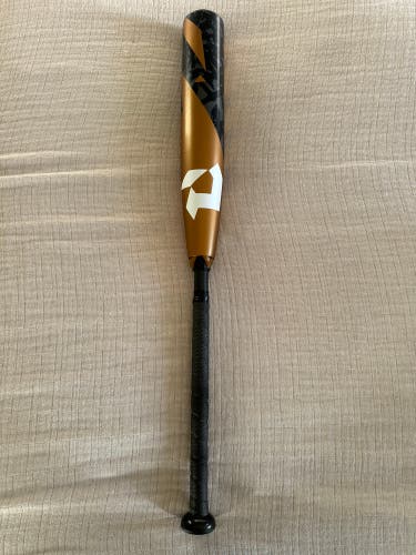 2022 DeMarini Zoa Composite USSSA Certified Bat (-8) 30’ 22oz  slightly used.