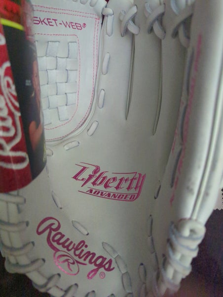 Rawlings RH Pitcher's Liberty Advanced Softball Glove 12" (New)