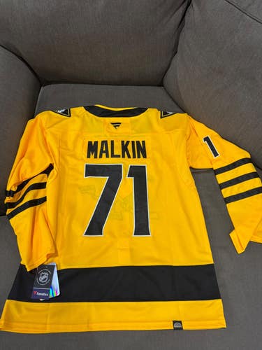 Evgeni malkin penguins yellow jersey men’s size large new