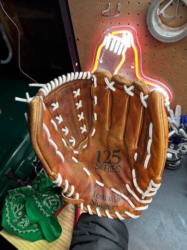 Louisville Slugger 125 Series Baseball Glove RHT, 12.5” (Conditioned & Relaced in White)