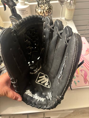 RH Baseball Glove 13.5" (Used)