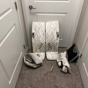 32" Brian's Optik 2/Gnetik 5 Gloves Full Right Goalie Full Set (Used)