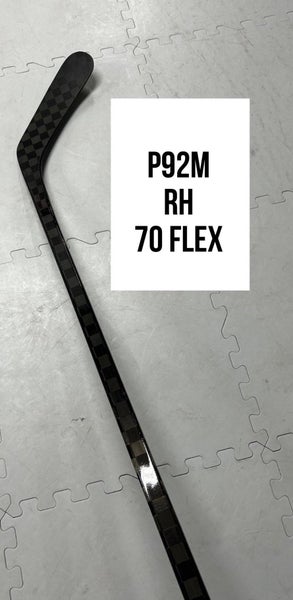 Senior(1x)Right P92M 70 Flex ProBlackStock™ Unbranded Blackouts Pro Stock Nexus Hockey Sticks
