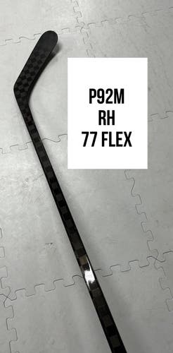 Senior(1x)Right P92M 77 Flex ProBlackStock™ Unbranded Blackouts Pro Stock Nexus Hockey Sticks