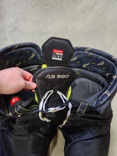 CCM Tacks AS 580 Hockey Pants - Senior XXL (gently used for 1 adult season)