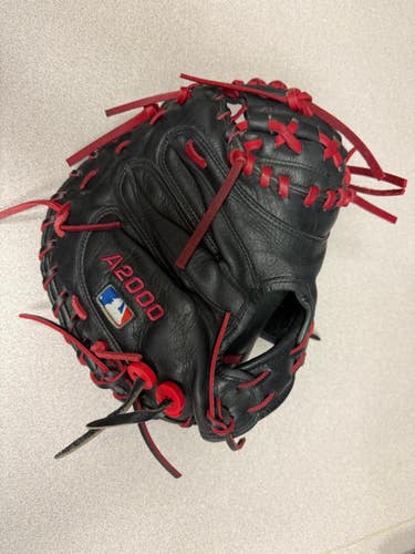 Catcher's RH Wilson A2000 Baseball Glove 32.5" (Used)